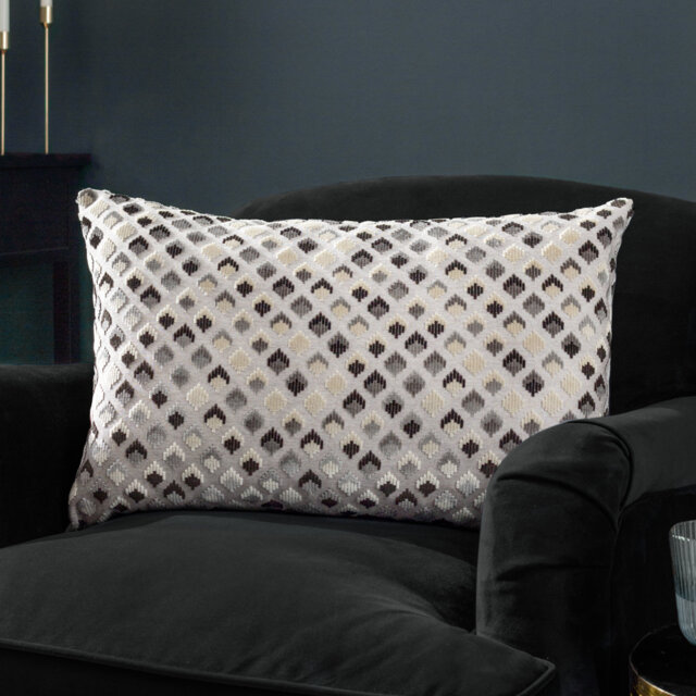 Pikus Geometric Rectangular Lumbar Cushion