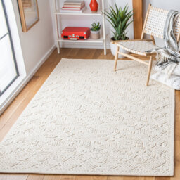 Textural Flourish Rug in Ivory