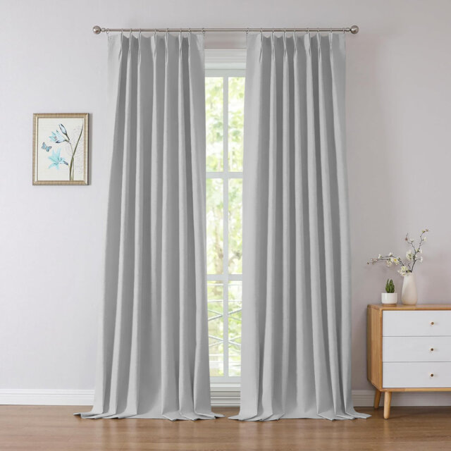 100% Polyester Room Darkening Pencil Pleated Blackout Curtain & Drapes