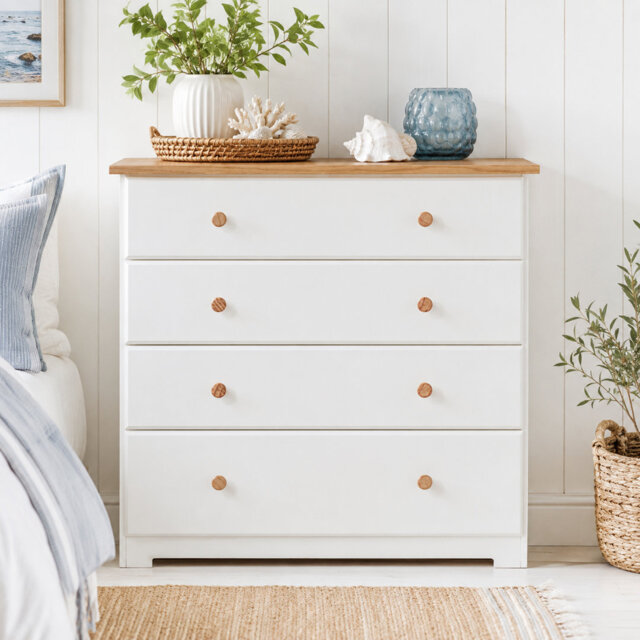 Ainsa 4 Drawer Chest of Drawers, Soft White Painted with Oak Effect Top