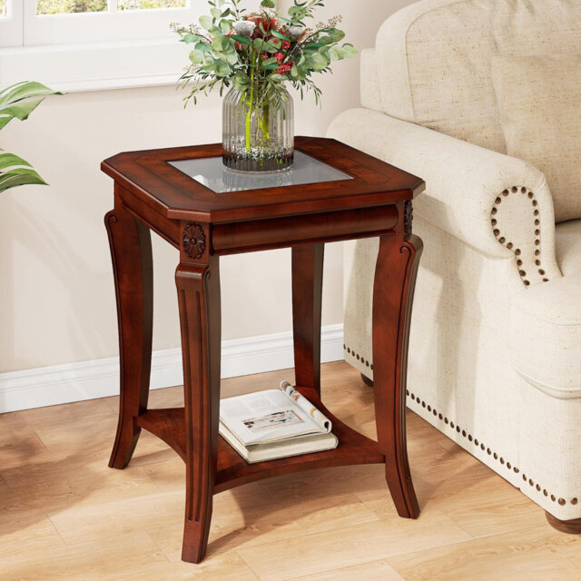 Traditional Wood End Table And Curved Legs