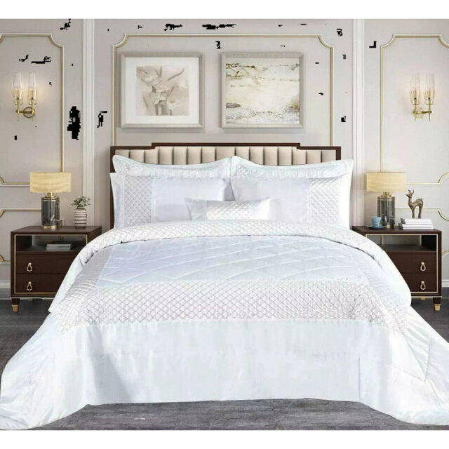 Polyester Bedspread with Pillow Shams Included