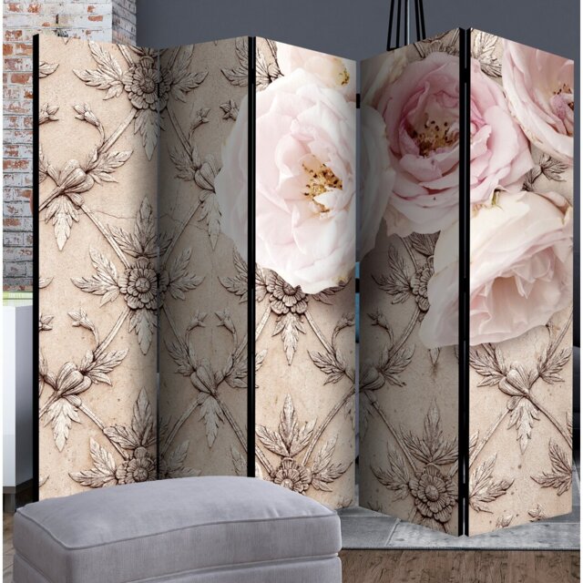 Beezus Room Divider