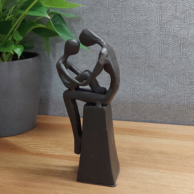 Jenna MOTHER & CHILD SITTING Iron Figurine 18cm
