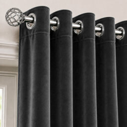 Single Curtain Panel