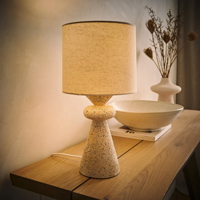 Croasmun Resin Table Lamp