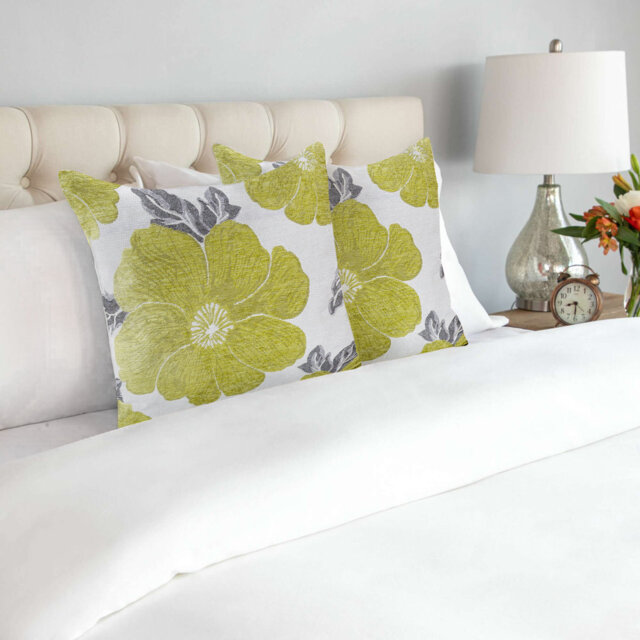 Darionte Floral Cushion Pad