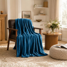 Ultra-Soft Fleece Blanket - Plush Warm Bed & Sofa Throw for All-Season Comfort