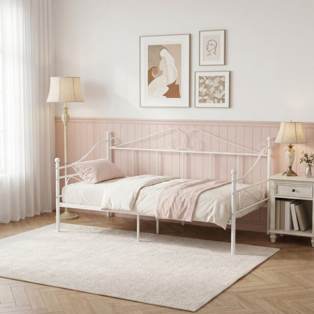 Claribel Metal Daybed