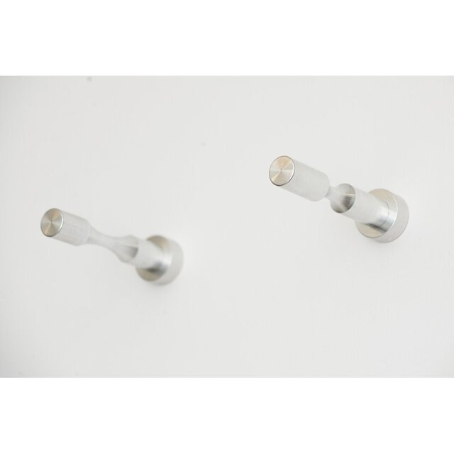 1 Bottle Wall Mounted Wine Bottle Rack in Silver
