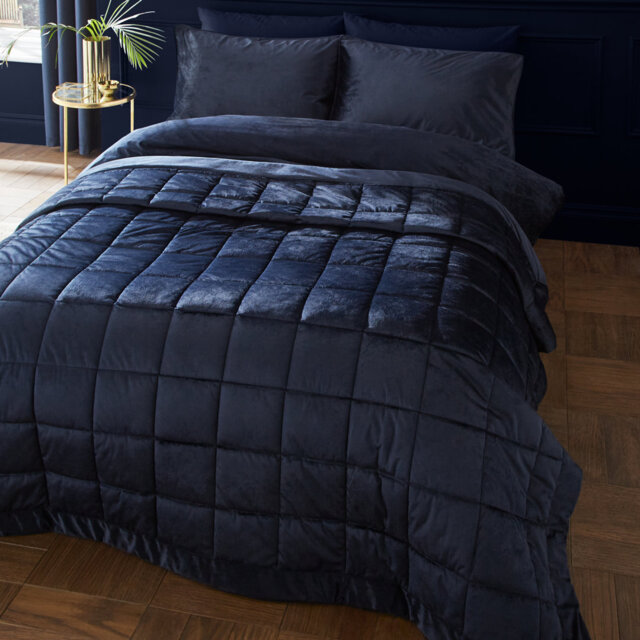 Kingsley Matt Velvet Quilted Bedspread