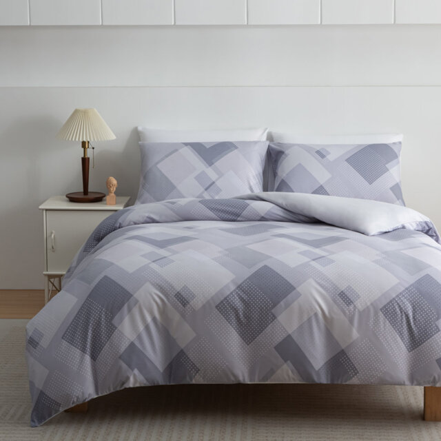 Premium Reversible Duvet Cover Set with Zipper Closure and Corner Ties