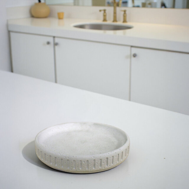 Alexandria Bathroom Accessory