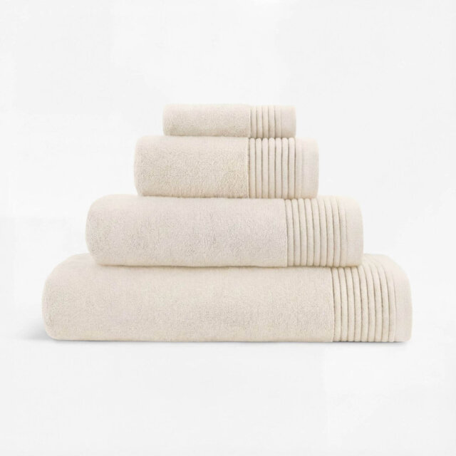 Towels 100% Cotton Plush Hand Towel