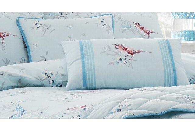 Sherley Floral Rectangular Throw Cushion