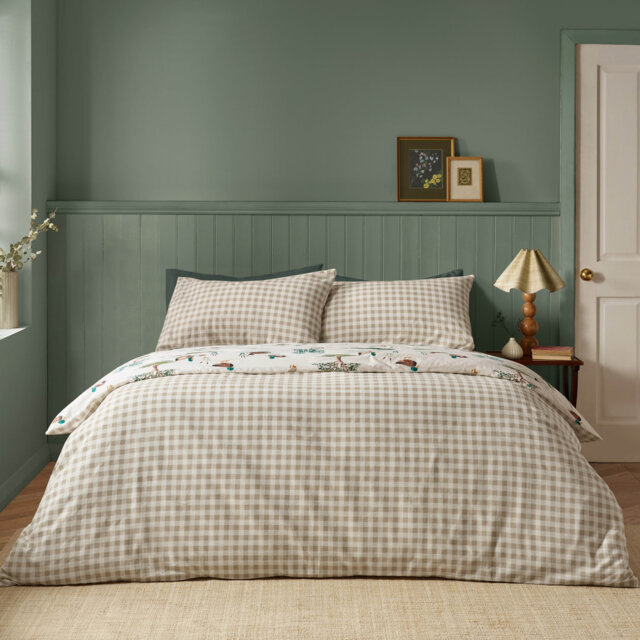 Brushed Mallards Cotton Reversible Duvet Cover Set