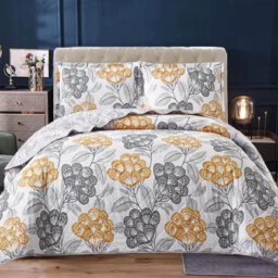 Polyester Patchwork Bedspread with Pillow Shams Included