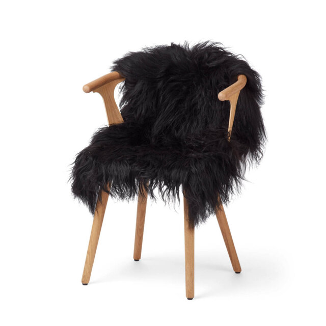 Icelandic Sheepskin Black Indoor/Outdoor Rug