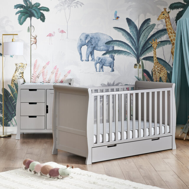 Stamford Classic Cot Bed 2-Piece Nursery Furniture Set