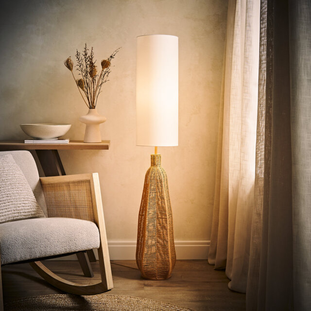 140cm Traditional Floor Lamp
