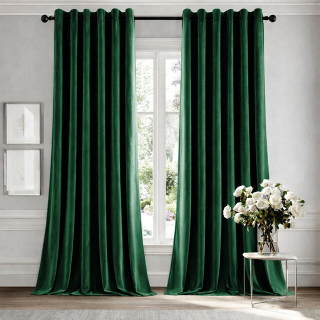 Heavy Crushed Ready Made Velvet Eyelet Curtains (Set Of 2)