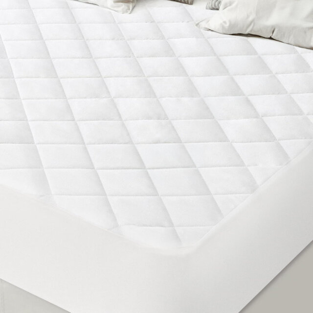 Luxury Microfiber Quilted Mattress Protector - Soft, Breathable, Machine Washable and Hypoallergenic