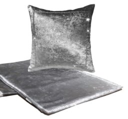 Rumbaugh 100% Polyester Bed Runner with Cushion Cover