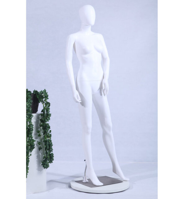 Annalayah Statue