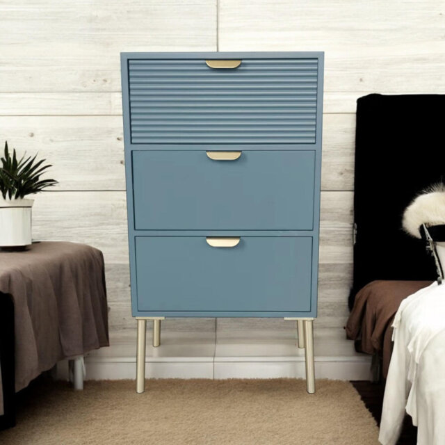 Durable Agran 40cm Wide Chest of Drawers - Modern 3-Drawer Compact Storage Unit with Playful Scalloped Design for Bedroom Use