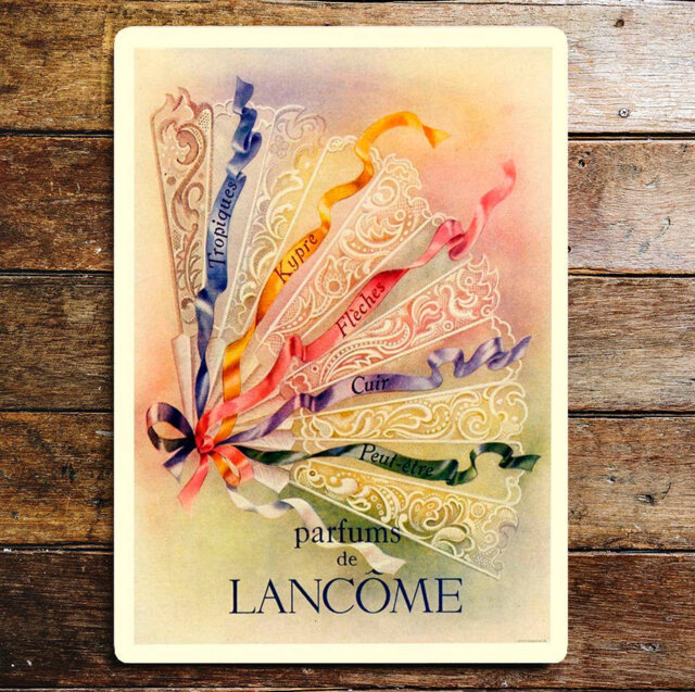 Handmade Abstract Wall Decor on Metal