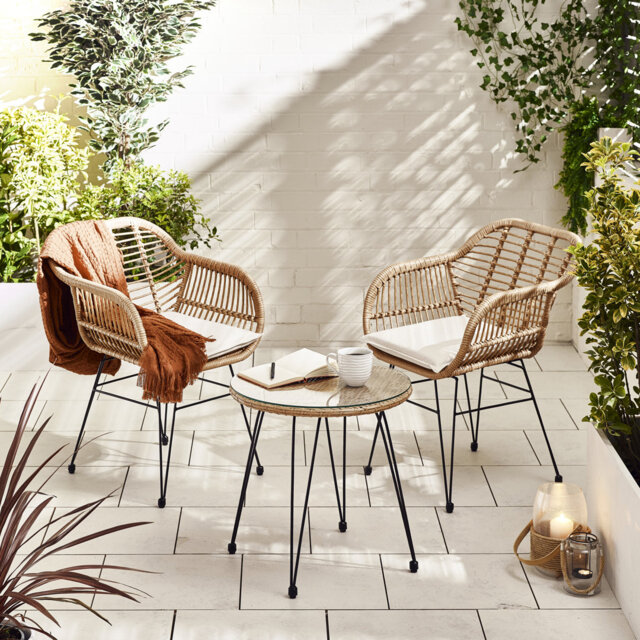 Chirezza Outdoor 2 Seater Bistro Set with Hairpin Legs for Boho Industrial Gardens (Cover Included)