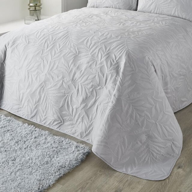 Zaragoza Polyester Floral Bedspread