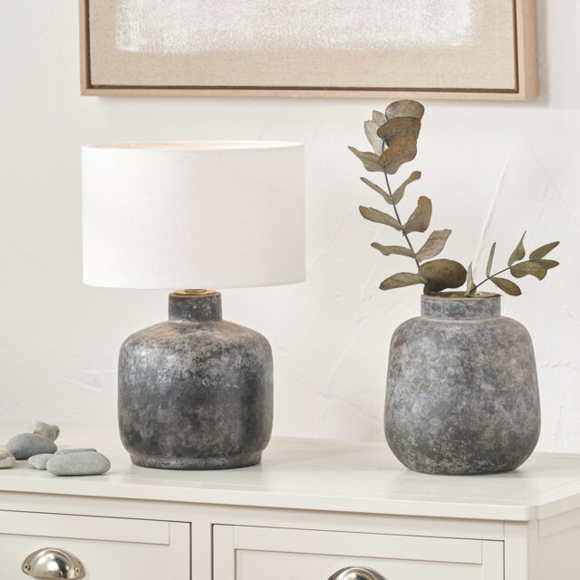 Annakatrin Ceramic Table Lamp