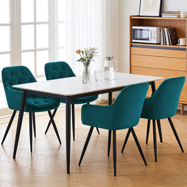 Tufted Velvet Upholstered Dining Chairs with Arms with Black Metal Legs, Modern Accent Chairs for Home