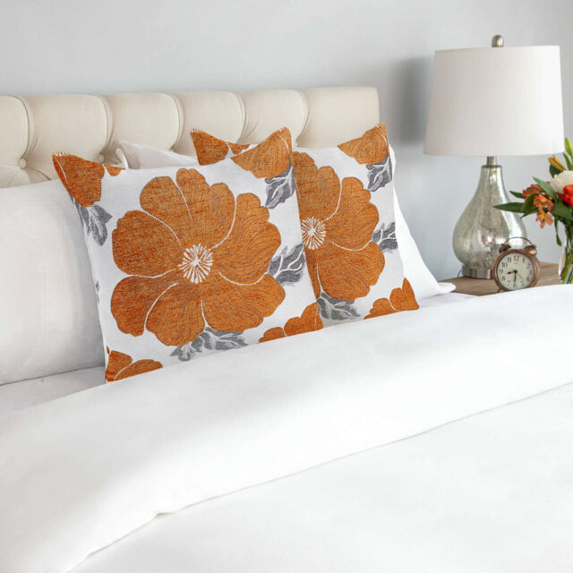 Darionte Floral Cushion Pad