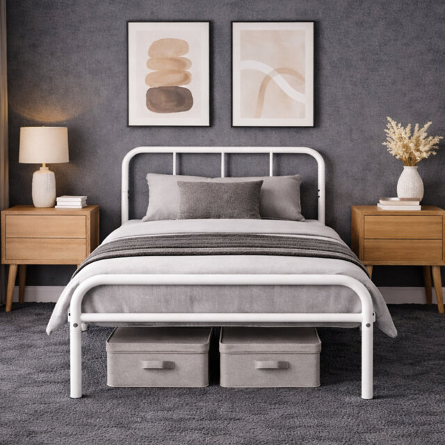 Charlesworth Metal Bed