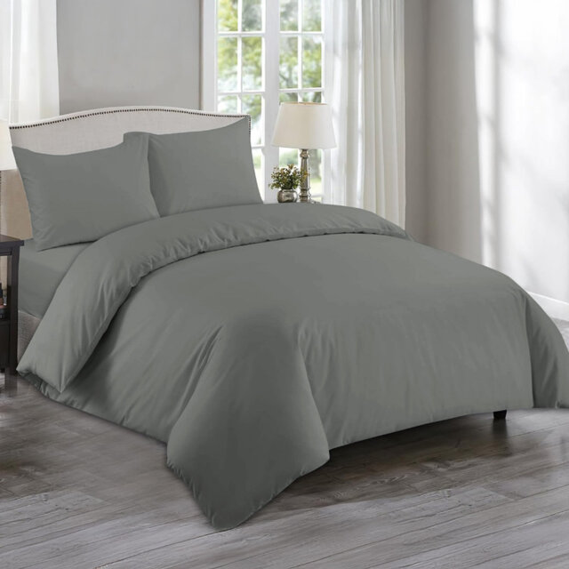 Microfiber No Pattern Duvet Cover Set with Pillowcases Included