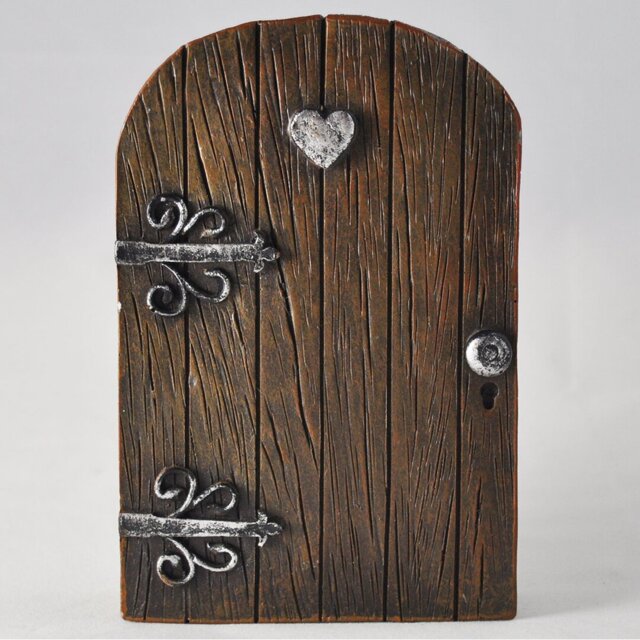 Decorative Heart Kingdom Love Fairy Pixie Elf Woodwork Garden Door Statue