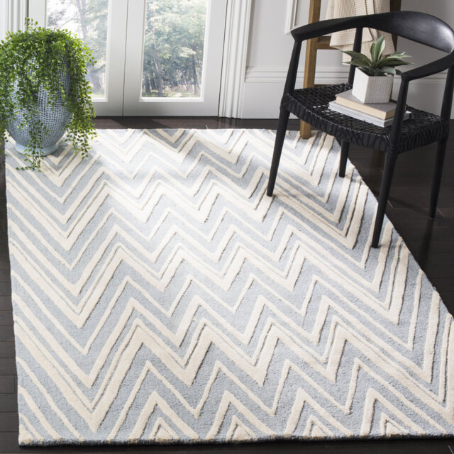Nathanial Chevron Wool Hand Woven Indoor / Outdoor Area Rug