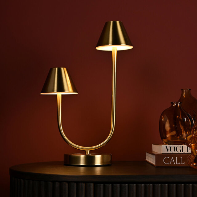 Deeana Metal Table Lamp