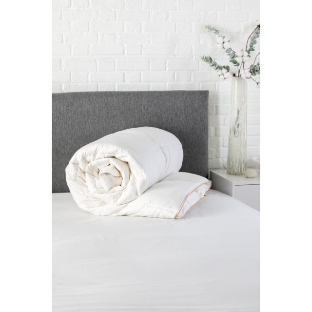 Luxury Goose Feather and Down Duvet 13.5 Tog