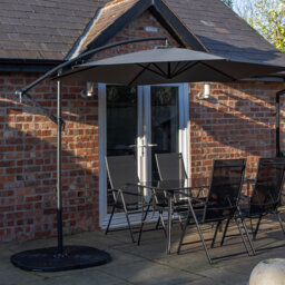 Caullin Rectangular 7- Piece 4- Person Outdoor Table Set