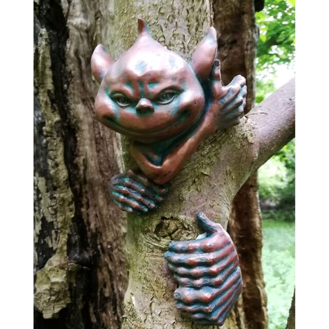 Bedard Weather Resistant UV Resistant Plastic Garden Statue