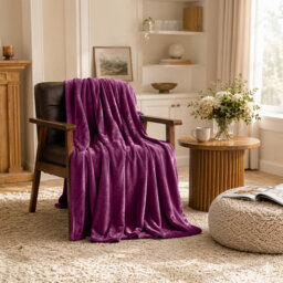 Ultra-Soft Fleece Blanket - Plush Warm Bed & Sofa Throw for All-Season Comfort