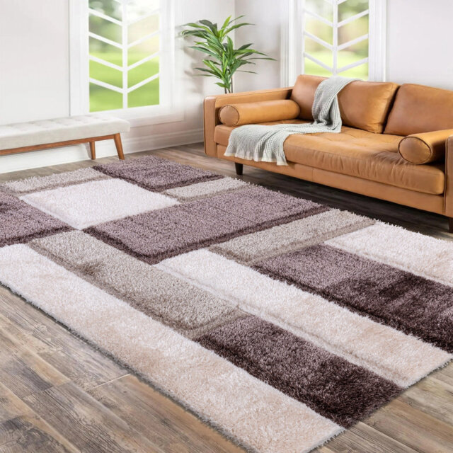 Dayva Geometric Indoor / Outdoor Area Rug