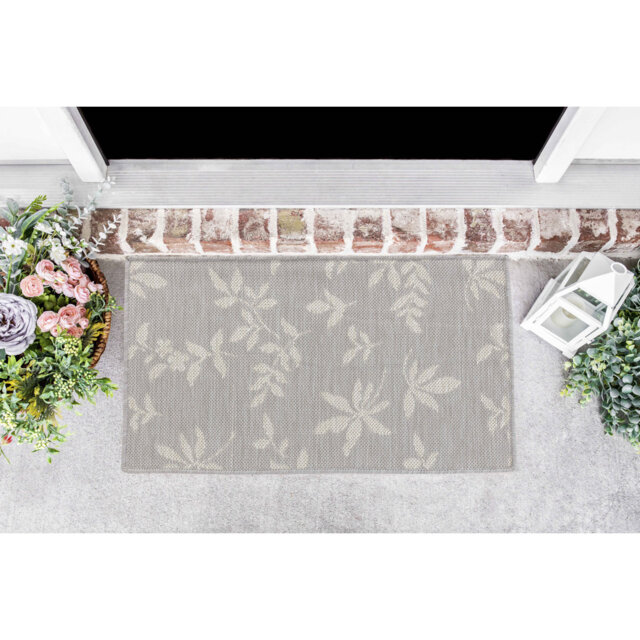Aavya Floral Indoor / Outdoor Area Rug