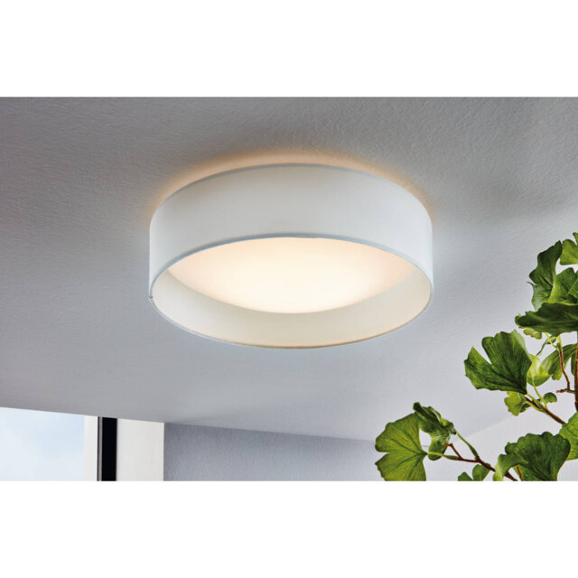 LED flush ceiling light Pasteri, 32 cm made of fabric