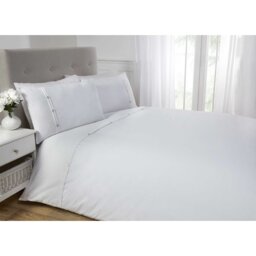 Hutchinsen Bedding with Pillowcases Included