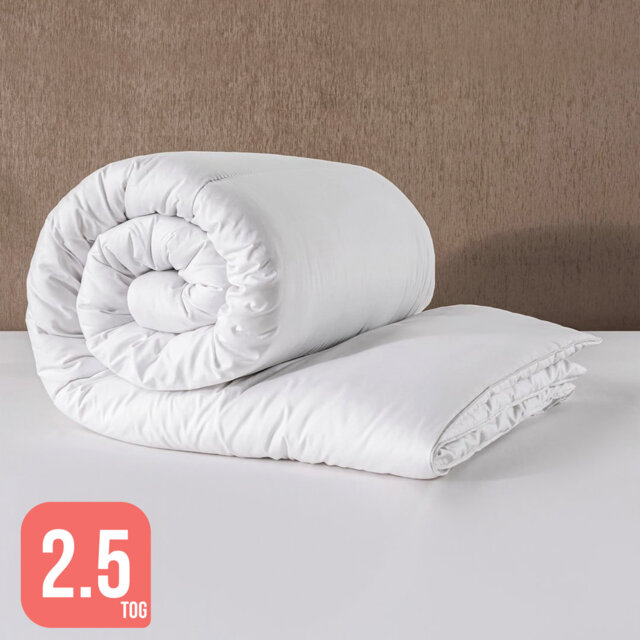 Summer Hollowfiber Lightweight Duvet