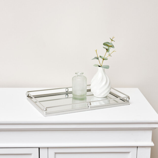 Alixzander Tray
